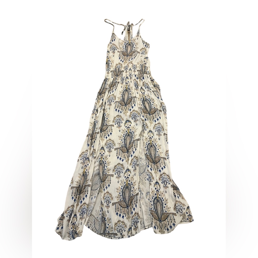 O’Neill maxi dress looks great with sandals or cowboy boots! Cream & navy.